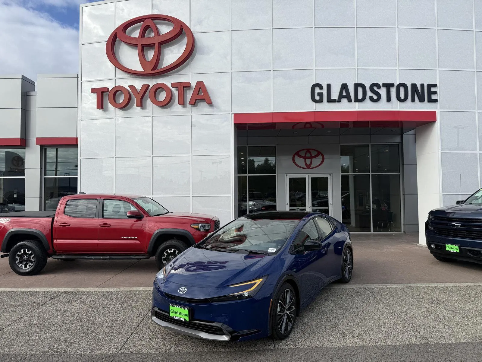 Blue 2027 Toyota Prius XLE for sale in Gladstone, OR
