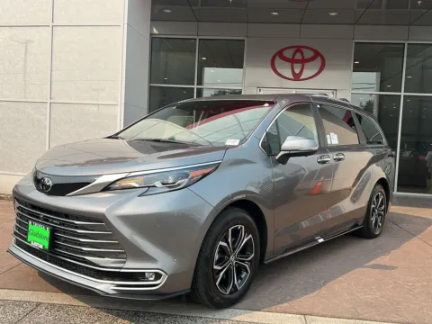 Photos of 2026 Toyota Sienna Platinum for sale in Gladstone, OR at Toyota of Gladstone
