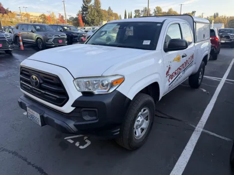 White 2019 Toyota Tacoma SR for sale in Gladstone, OR