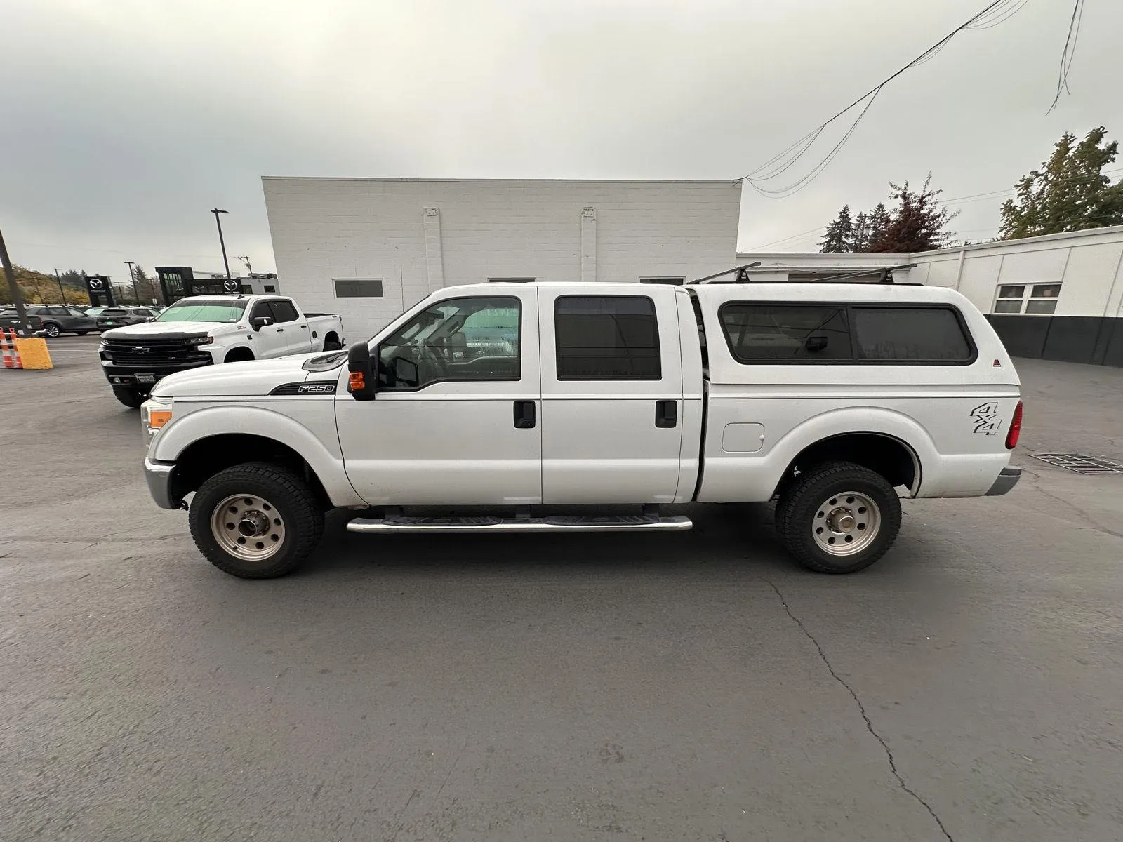 White 2013 Ford Super Duty F-250 SRW XL for sale in Gladstone, OR