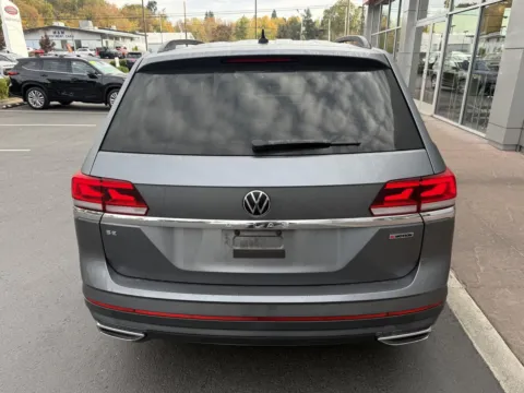 More photos of 2022 Volkswagen Atlas 2.0T SE at Toyota of Gladstone, OR