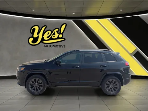 Photos of 2019 Jeep Cherokee 4d SUV 4WD Limited High Altitude 3.2L for sale in Fort Wayne, IN at Yes Automotive Sales