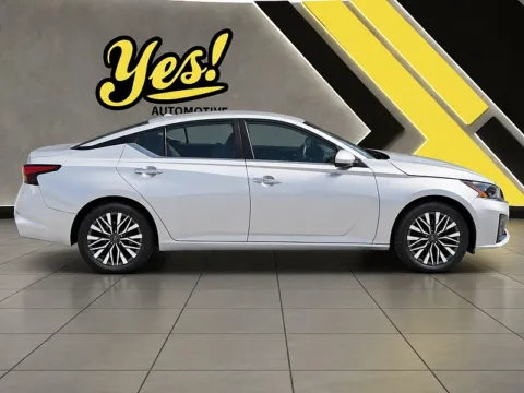 More photos of 2024 Nissan Altima 2.5 SV Sedan at Yes Automotive Sales, IN