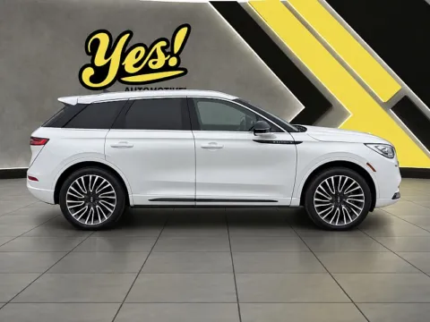 Another view of 2022 Lincoln Corsair Grand Touring PHEV AWD for sale in Fort Wayne, IN at Yes Automotive Sales