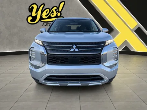 More photos of 2024 Mitsubishi Outlander SE FWD at Yes Automotive Sales, IN