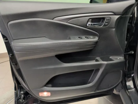Another view of 2023 Honda Ridgeline RTL-E for sale in Mansfield, OH at Clement Supercenter Ohio