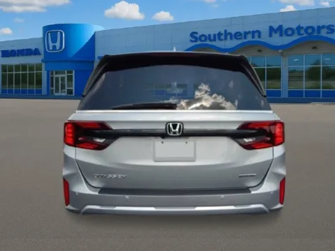 More photos of 2027 Honda Odyssey Touring at Southern Motors Honda, GA