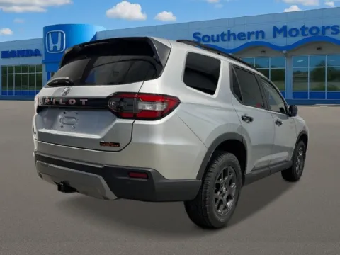 More photos of 2026 Honda Pilot TrailSport at Southern Motors Honda, GA