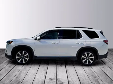 Photos of 2025 Honda Pilot Touring for sale in Savannah, GA at Southern Motors Honda