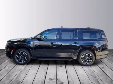 Photos of 2025 Jeep Wagoneer Series II for sale in Savannah, GA at Southern Motors Honda