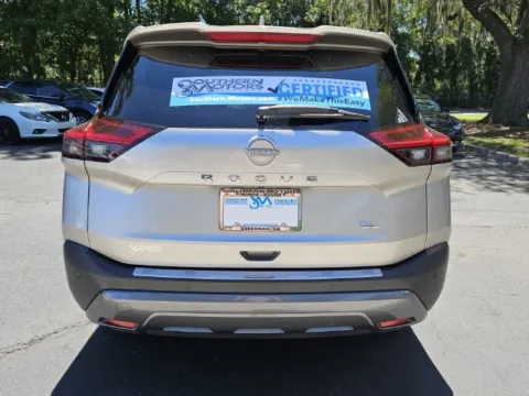 More photos of 2023 Nissan Rogue SL at Southern Motors Acura, GA