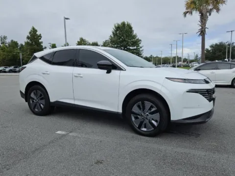 Photos of 2025 Nissan Murano SL for sale in Savannah, GA at Southern Motors Acura
