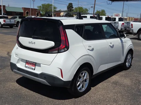 More photos of 2023 Kia Soul LX at Hayes Motor Company, TX