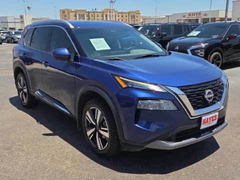 More photos of 2023 Nissan Rogue SL at Hayes Motor Company, TX