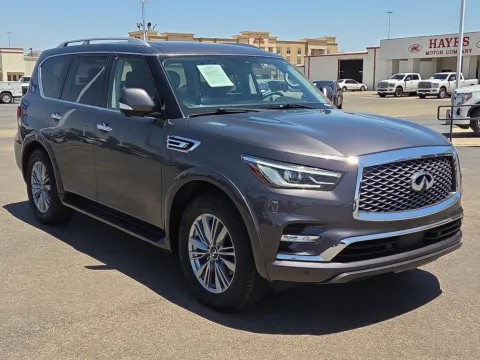 More photos of 2024 INFINITI QX80 LUXE at Hayes Motor Company, TX