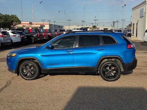 Photos of 2021 Jeep Cherokee Latitude Plus for sale in Lubbock, TX at Hayes Motor Company