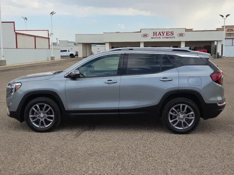 Photos of 2023 GMC Terrain SLT for sale in Lubbock, TX at Hayes Motor Company