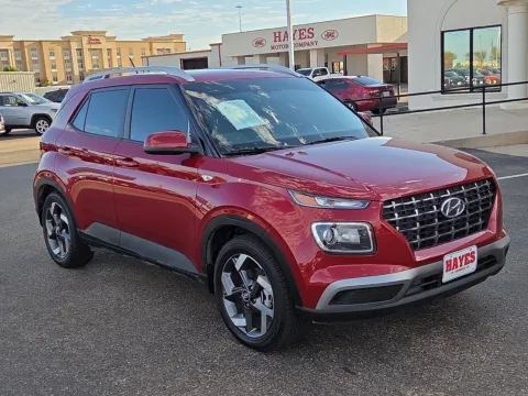 More photos of 2025 Hyundai Venue SEL at Hayes Motor Company, TX