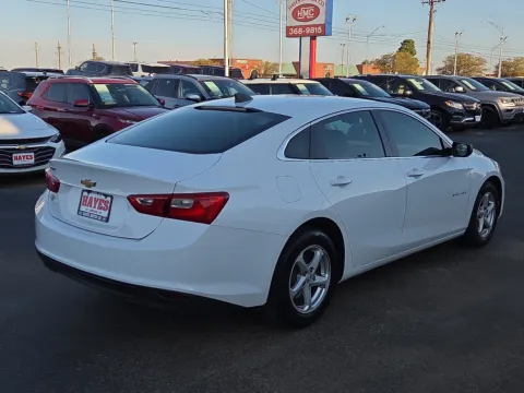 More photos of 2018 Chevrolet Malibu LS at Hayes Motor Company, TX