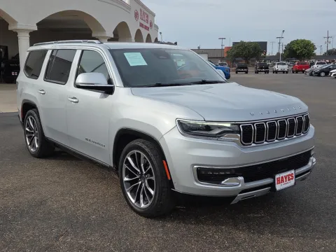 More photos of 2022 Jeep Wagoneer Series III at Hayes Motor Company, TX