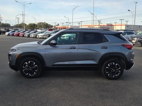 Photos of 2021 Chevrolet TrailBlazer LT for sale in Lubbock, TX at Hayes Motor Company