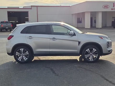More photos of 2023 Mitsubishi Outlander Sport SE at Hayes Motor Company, TX