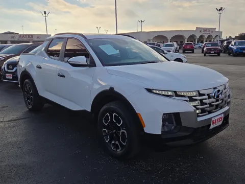 More photos of 2024 Hyundai Santa Cruz SEL at Hayes Motor Company, TX