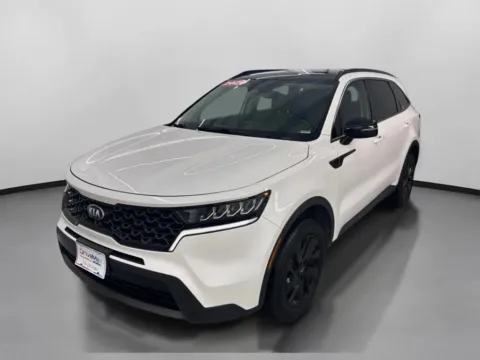 More photos of 2021 Kia Sorento S Sport Utility 4D at DriveMax (Auto Center Sales and Service), MA