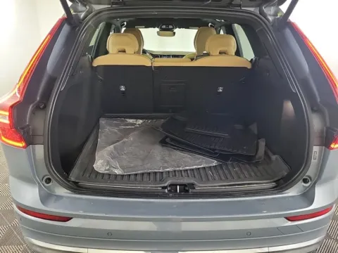 More photos of 2022 Volvo XC60 B5 Inscription Sport Utility 4D at DriveMax (Auto Center Sales and Service), MA