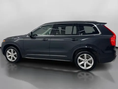 More photos of 2021 Volvo XC90 T6 Momentum Sport Utility 4D at DriveMax (Auto Center Sales and Service), MA