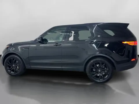 More photos of 2020 Land Rover Discovery HSE Sport Utility 4D at DriveMax (Auto Center Sales and Service), MA
