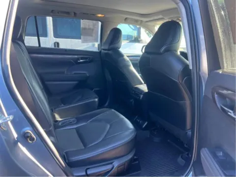 Photos of 2022 Toyota Highlander Platinum Sport Utility 4D for sale in West Bridgewater, MA at DriveMax (Auto Center Sales and Service)