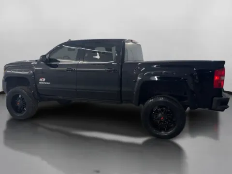 More photos of 2017 GMC Sierra 1500 Crew Cab SLE Pickup 4D 5 3/4 ft at DriveMax (Auto Center Sales and Service), MA