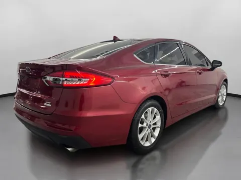 More photos of 2019 Ford Fusion SE Sedan 4D at DriveMax (Auto Center Sales and Service), MA