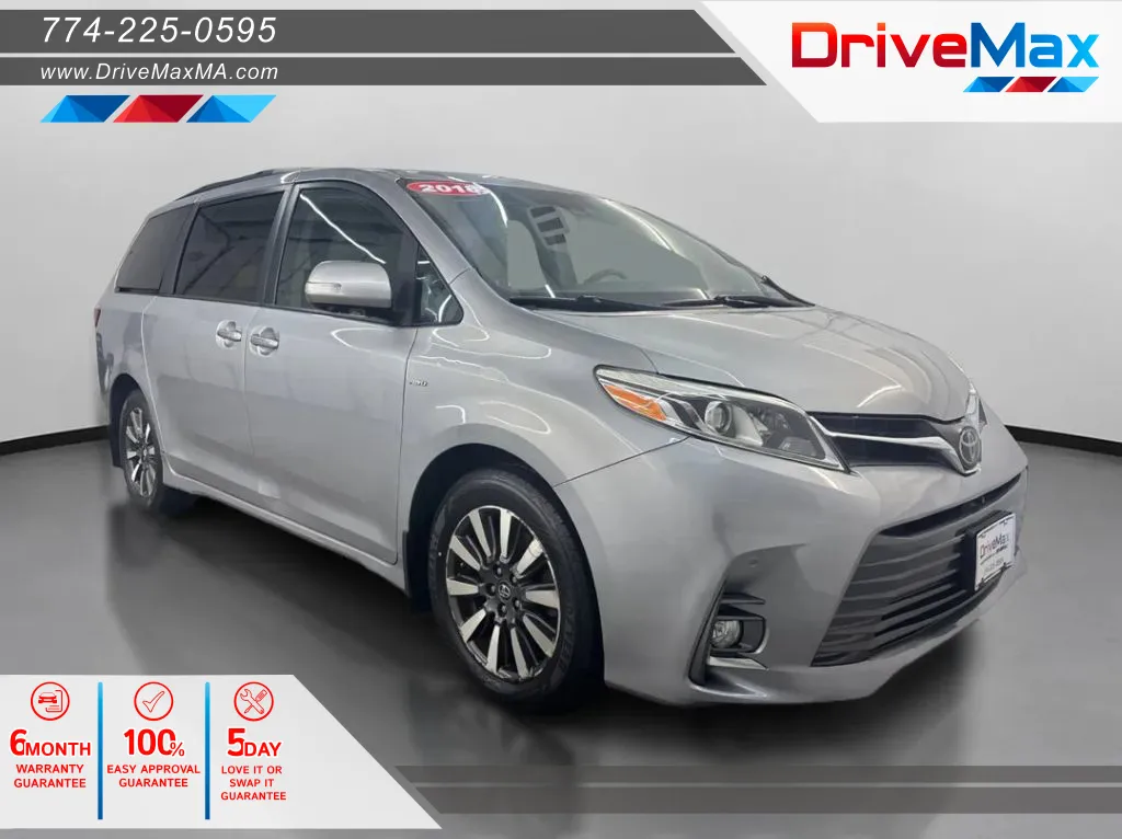 2018 Toyota Sienna Limited Premium's photo