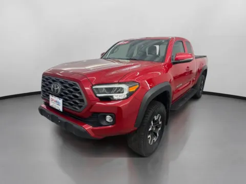 More photos of 2020 Toyota Tacoma Access Cab TRD Off-Road Pickup 4D 6 ft at DriveMax (Auto Center Sales and Service), MA