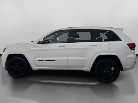 More photos of 2020 Jeep Grand Cherokee Altitude Sport Utility 4D at DriveMax (Auto Center Sales and Service), MA