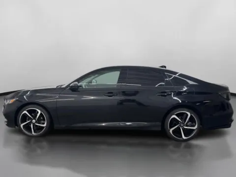 More photos of 2018 Honda Accord EX-L Sedan 4D at DriveMax (Auto Center Sales and Service), MA