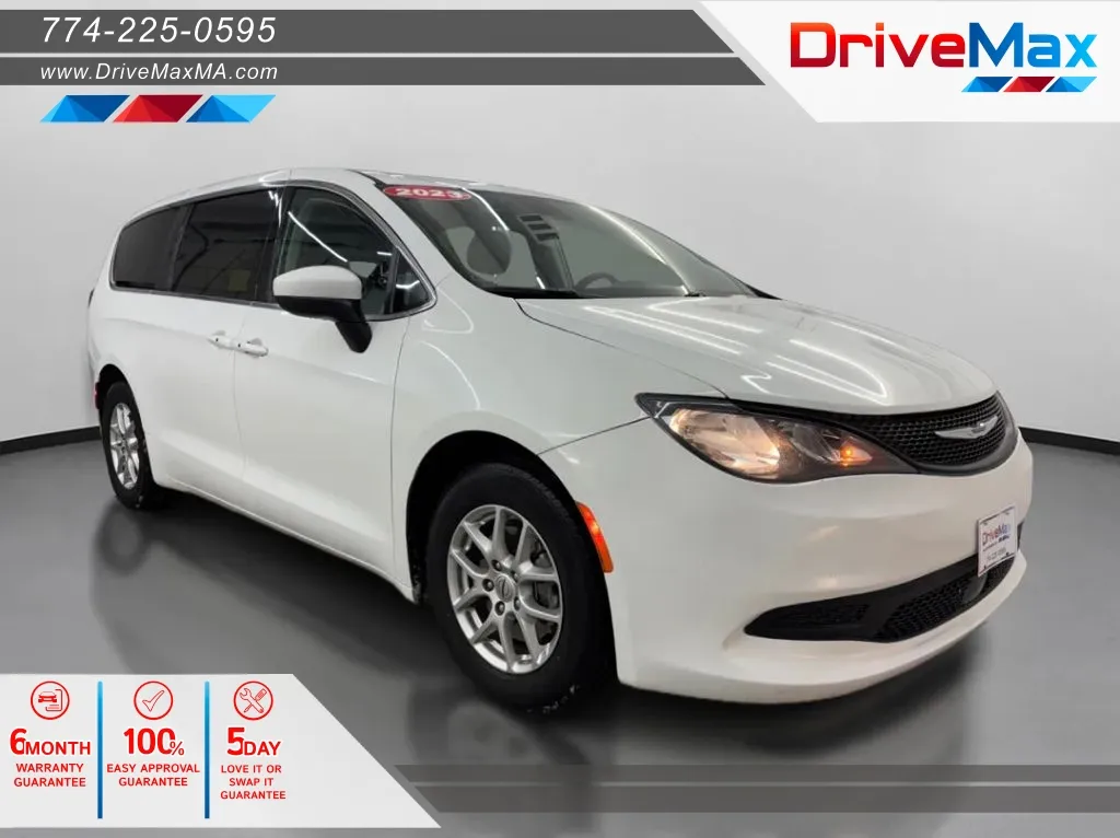 2023 Chrysler Voyager