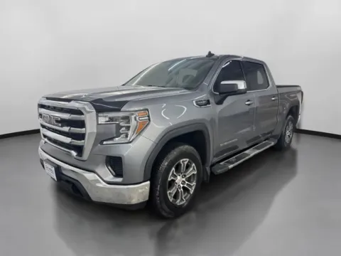 More photos of 2020 GMC Sierra 1500 Crew Cab SLE Pickup 4D 5 3/4 ft at DriveMax (Auto Center Sales and Service), MA