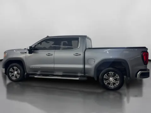 More photos of 2020 GMC Sierra 1500 Crew Cab SLE Pickup 4D 5 3/4 ft at DriveMax (Auto Center Sales and Service), MA
