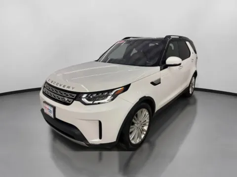 More photos of 2019 Land Rover Discovery HSE Luxury Sport Utility 4D at DriveMax (Auto Center Sales and Service), MA