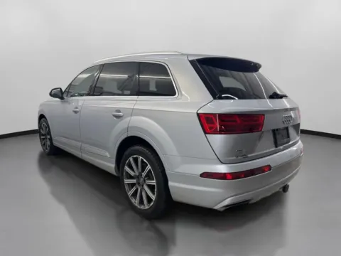 More photos of 2017 Audi Q7 3.0T Premium Plus Sport Utility 4D at DriveMax (Auto Center Sales and Service), MA