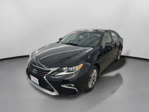 More photos of 2018 Lexus ES 350 Sedan 4D at DriveMax (Auto Center Sales and Service), MA