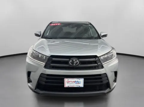 Photos of 2019 Toyota Highlander SE Sport Utility 4D for sale in West Bridgewater, MA at DriveMax (Auto Center Sales and Service)