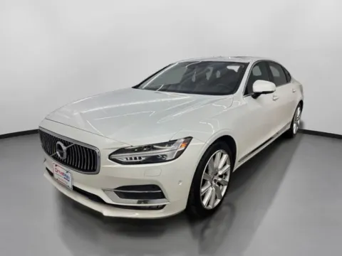 More photos of 2018 Volvo S90 T6 Inscription Sedan 4D at DriveMax (Auto Center Sales and Service), MA