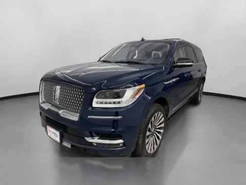 More photos of 2020 Lincoln Navigator L Reserve Sport Utility 4D at DriveMax (Auto Center Sales and Service), MA