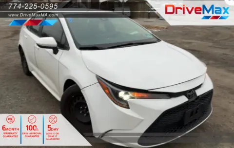 White 2021 Toyota Corolla LE Sedan 4D for sale in West Bridgewater, MA