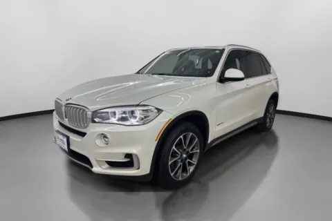 More photos of 2018 BMW X5 xDrive35i Sport Utility 4D at DriveMax (Auto Center Sales and Service), MA