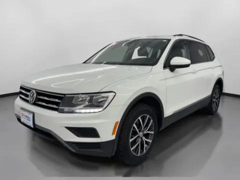 More photos of 2020 Volkswagen Tiguan SE 4MOTION Sport Utility 4D at DriveMax (Auto Center Sales and Service), MA